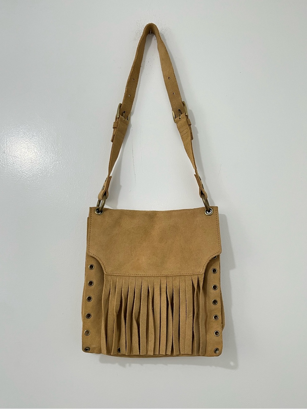 Vintage Nine West Tan Genuine Leather Suede Fringe Boho Shoulder Bag